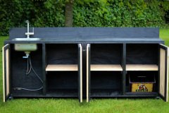 Buitenkeuken met wasbak